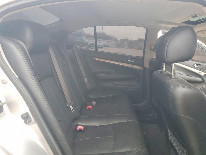 2013 Infiniti G37