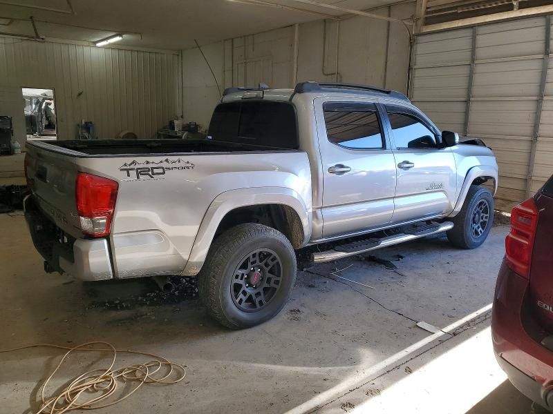 2017 Toyota Tacoma Double cab