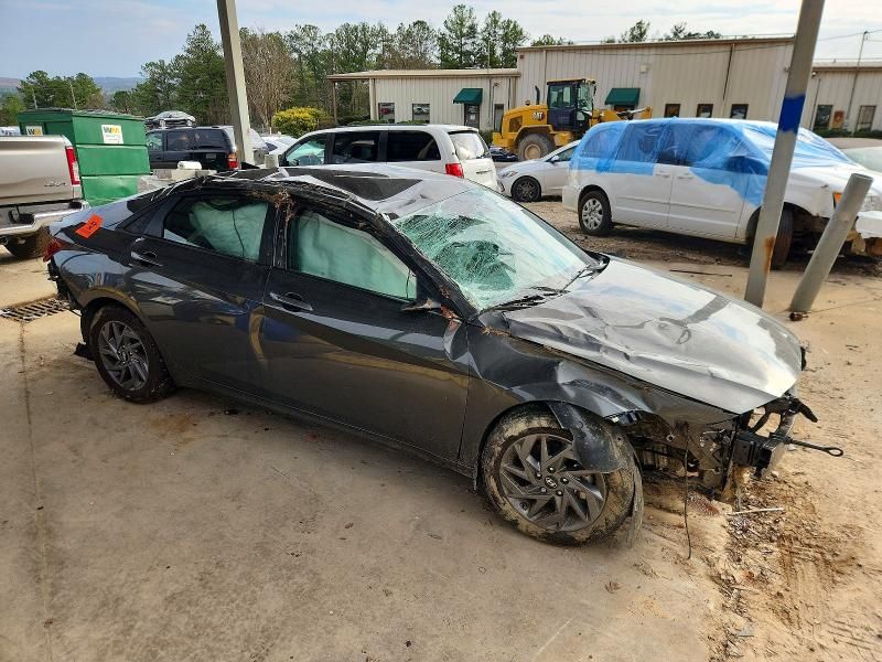 2024 Hyundai Elantra sel