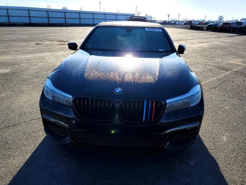 2016 BMW 740 i