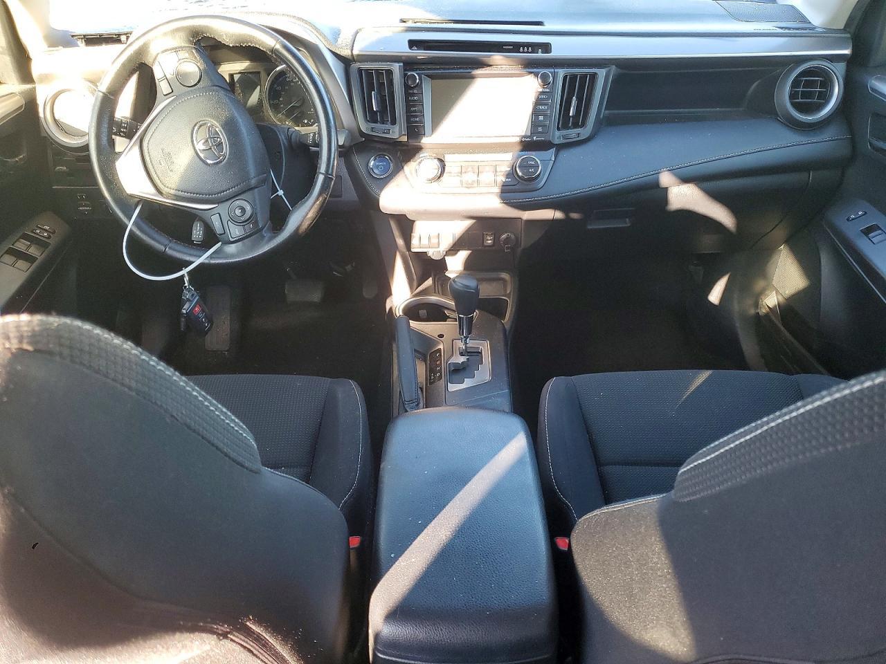 2017 Toyota Rav4 hv le