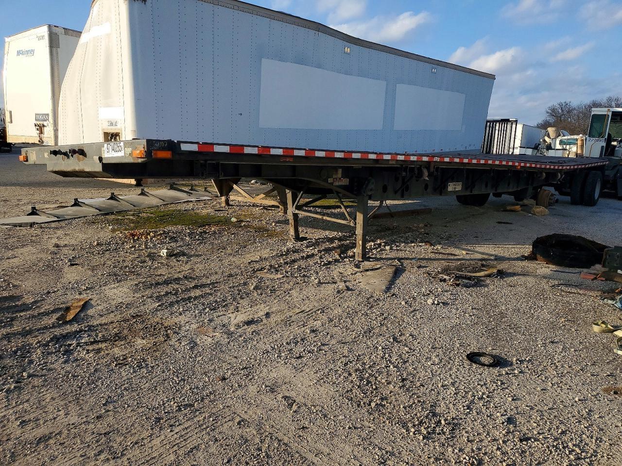 2002 Transcraft 48' Trail