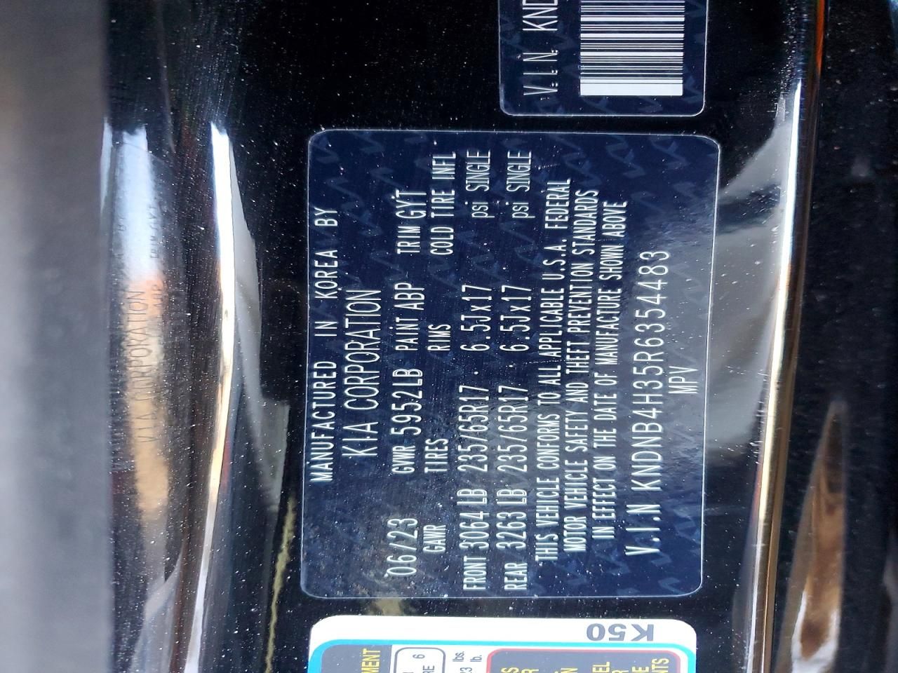 2024 KIA Carnival lx