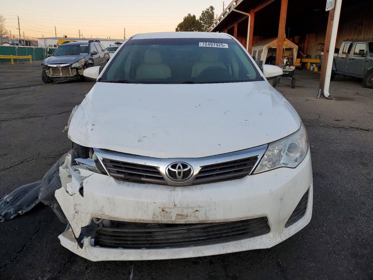 2014 Toyota Camry l