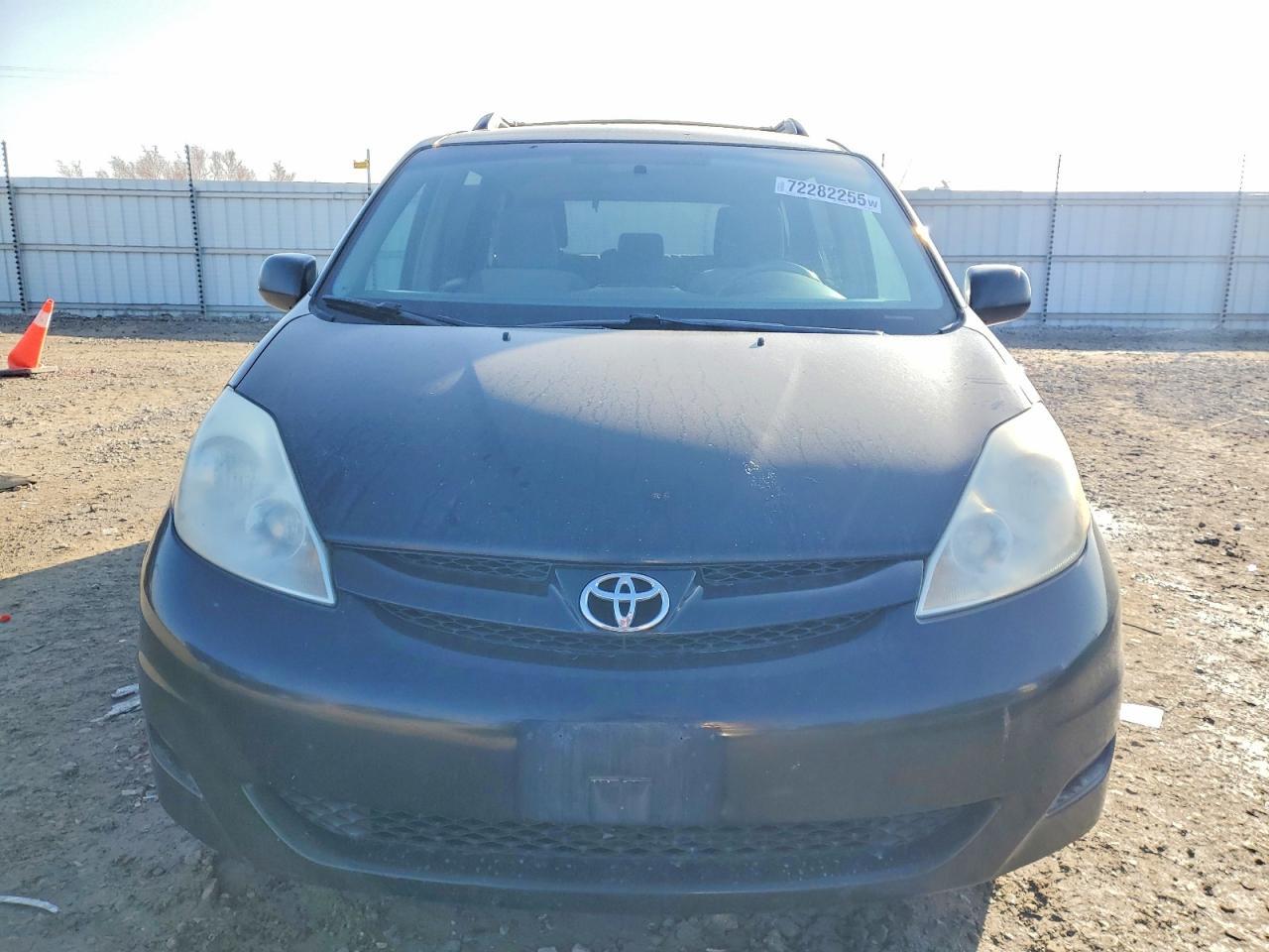 2009 Toyota Sienna ce