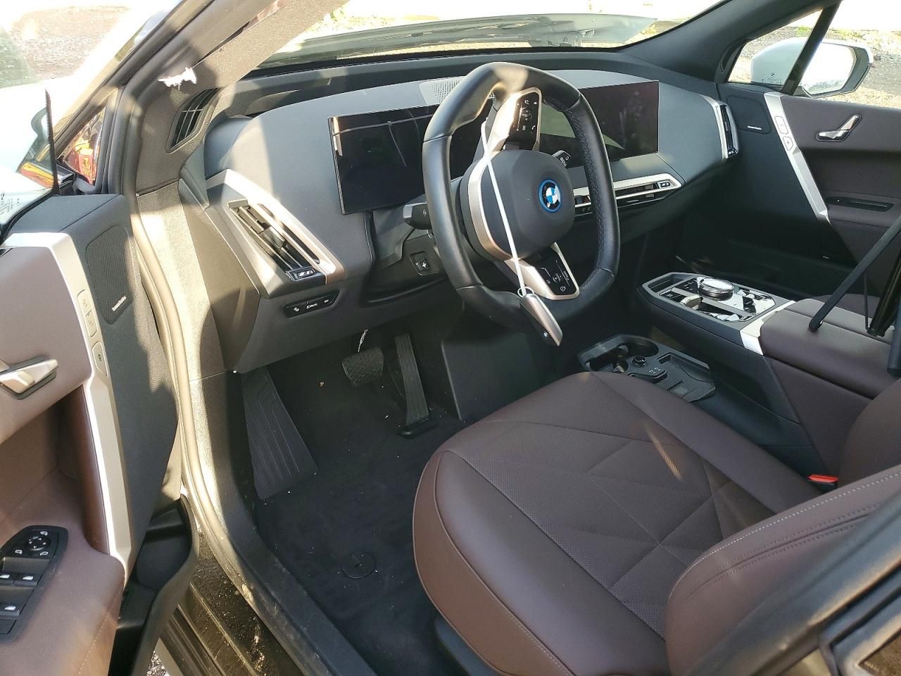 2025 BMW Ix Xdrive50