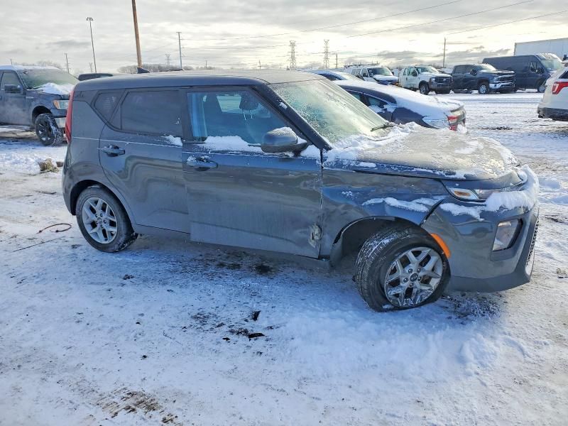 2021 KIA Soul lx