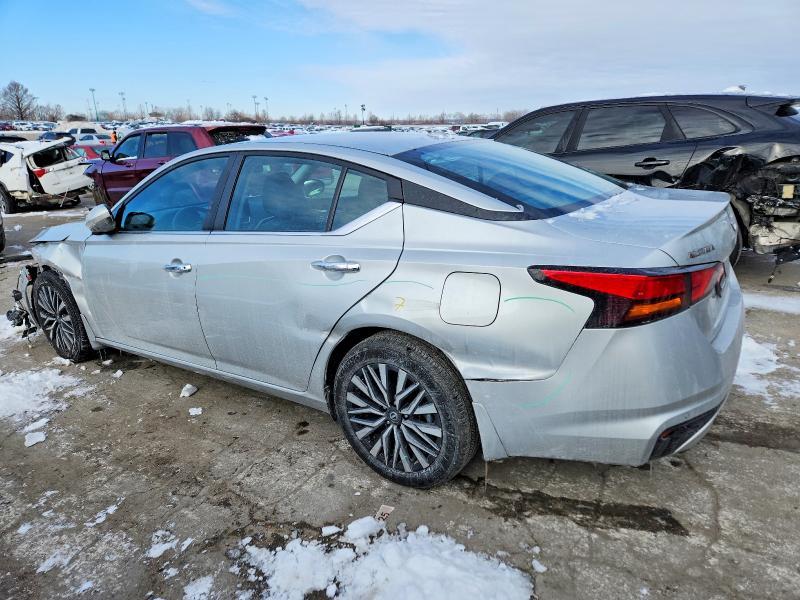 2024 Nissan Altima sv