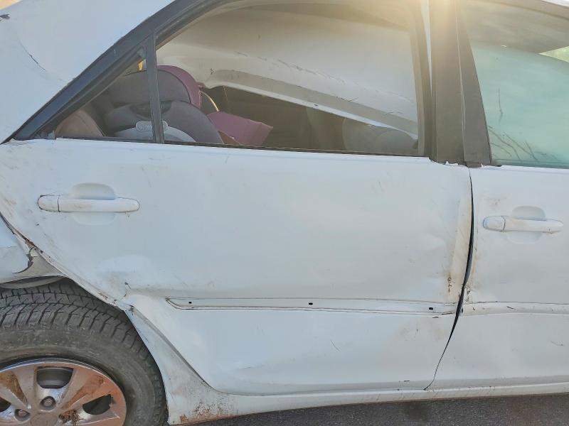 2006 Toyota Camry le