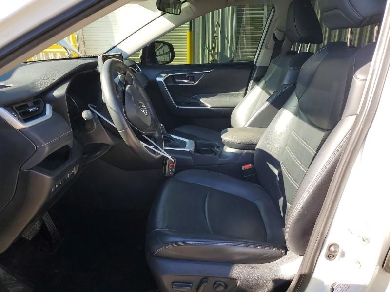 2020 Toyota Rav4 xle Premium