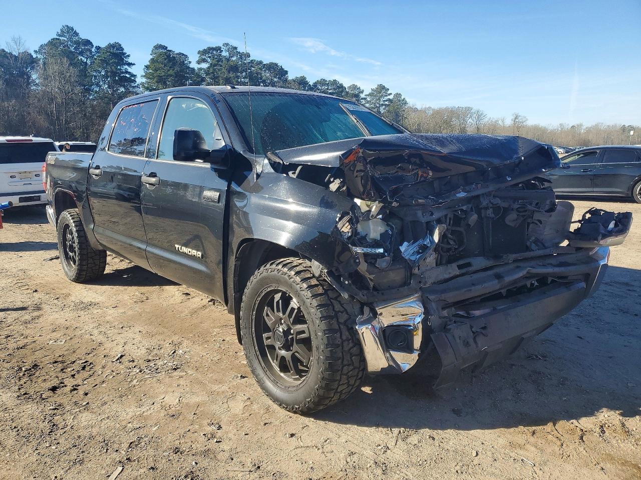 2016 Toyota Tundra Crewmax SR5