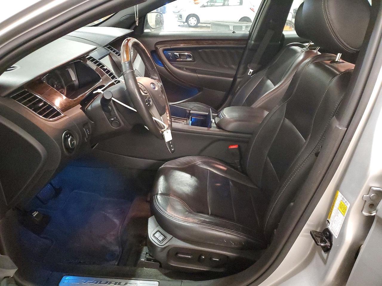 2017 Ford Taurus Limited