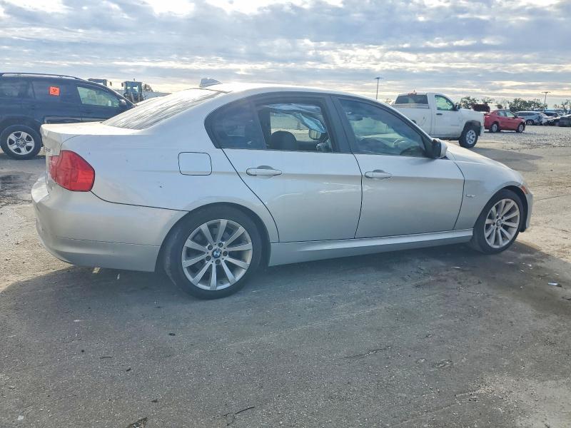 2011 BMW 328 xi Sulev