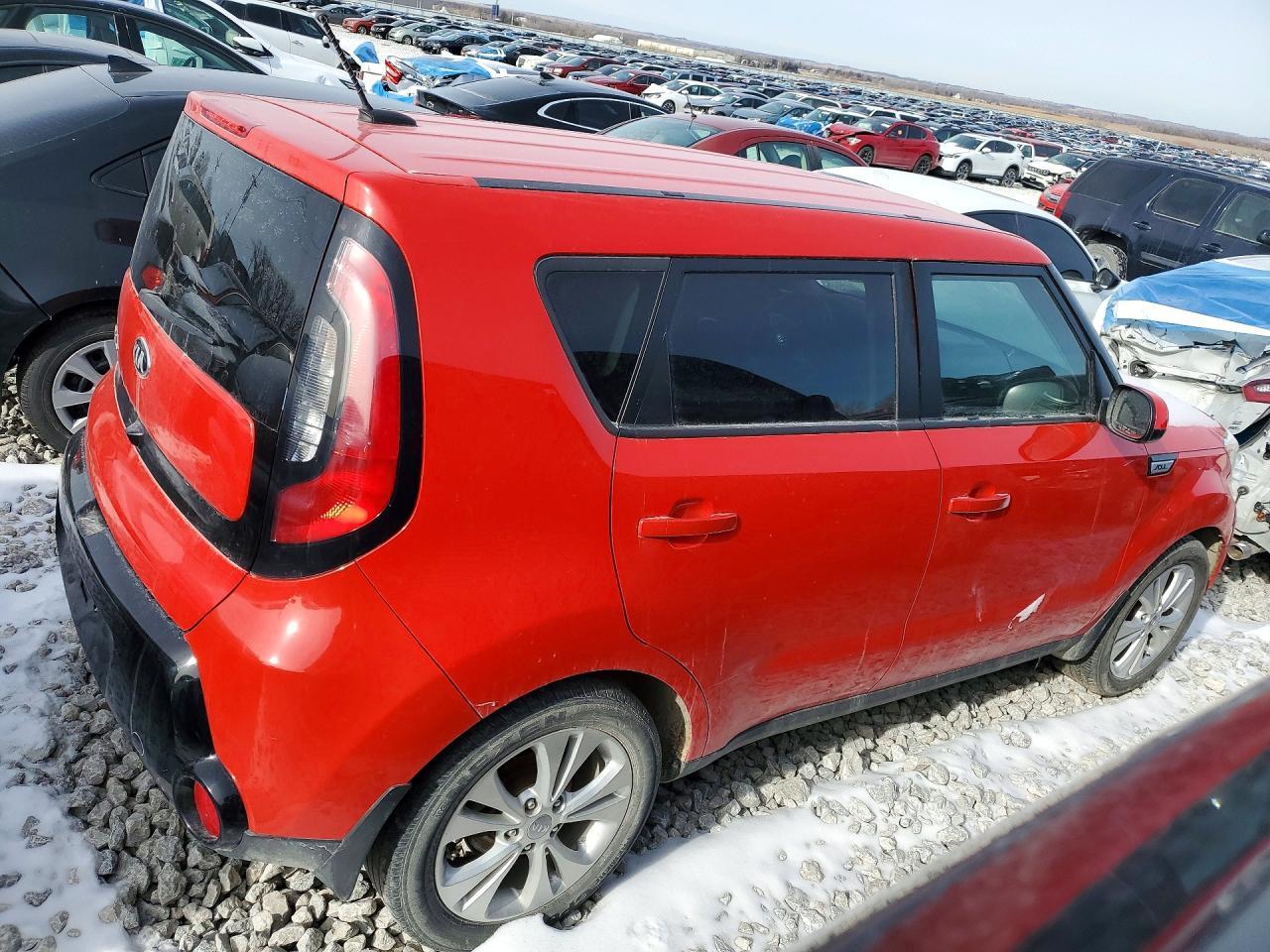 2016 KIA Soul +