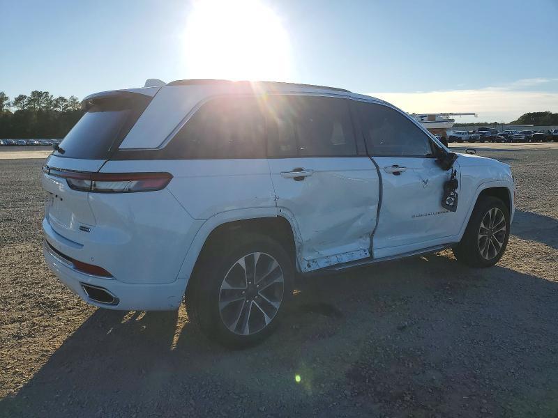 2022 Jeep Grand Cherokee Overland