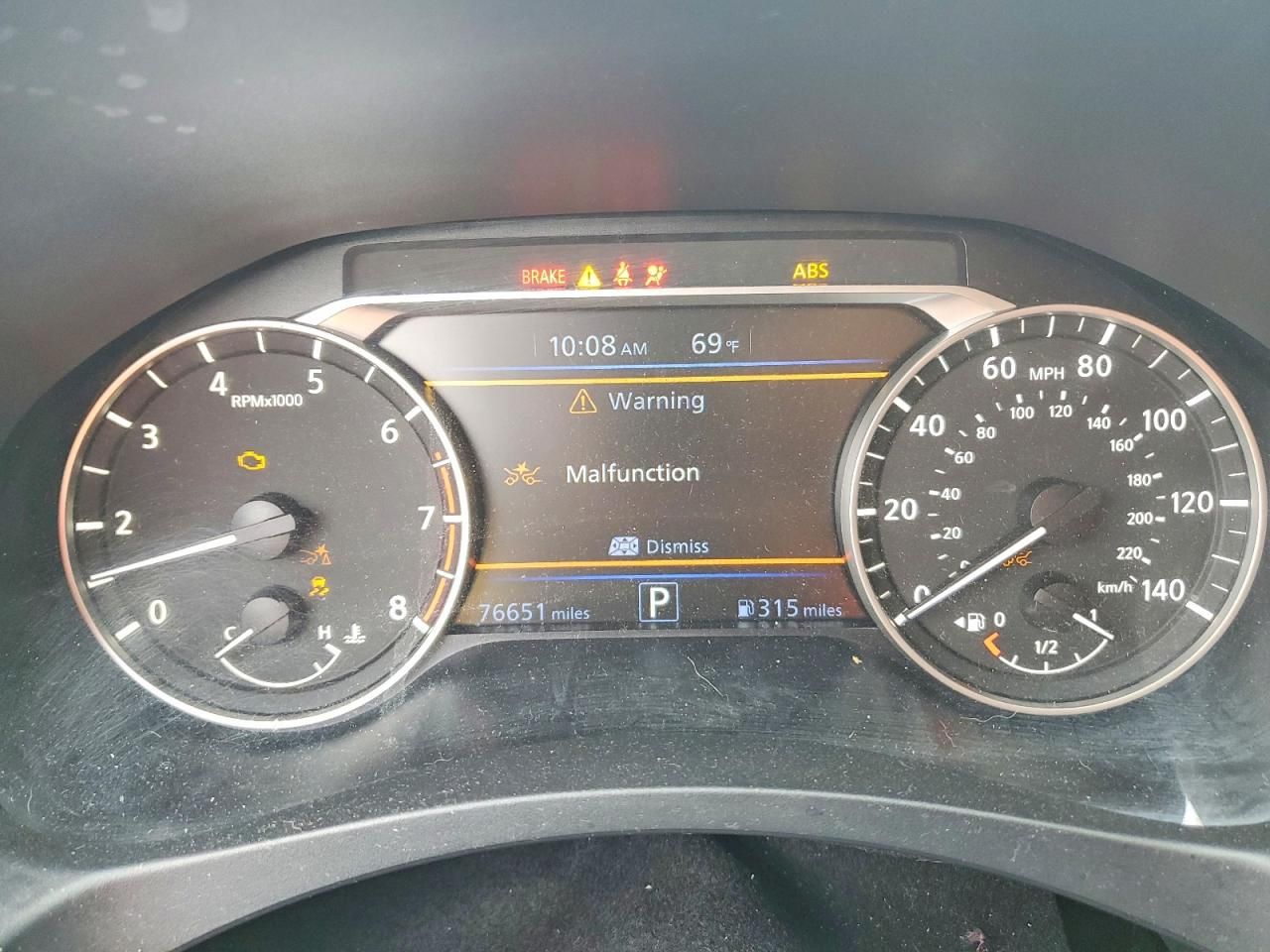 2021 Nissan Altima sr