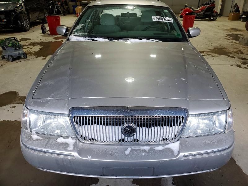2005 Mercury Grand Marquis gs