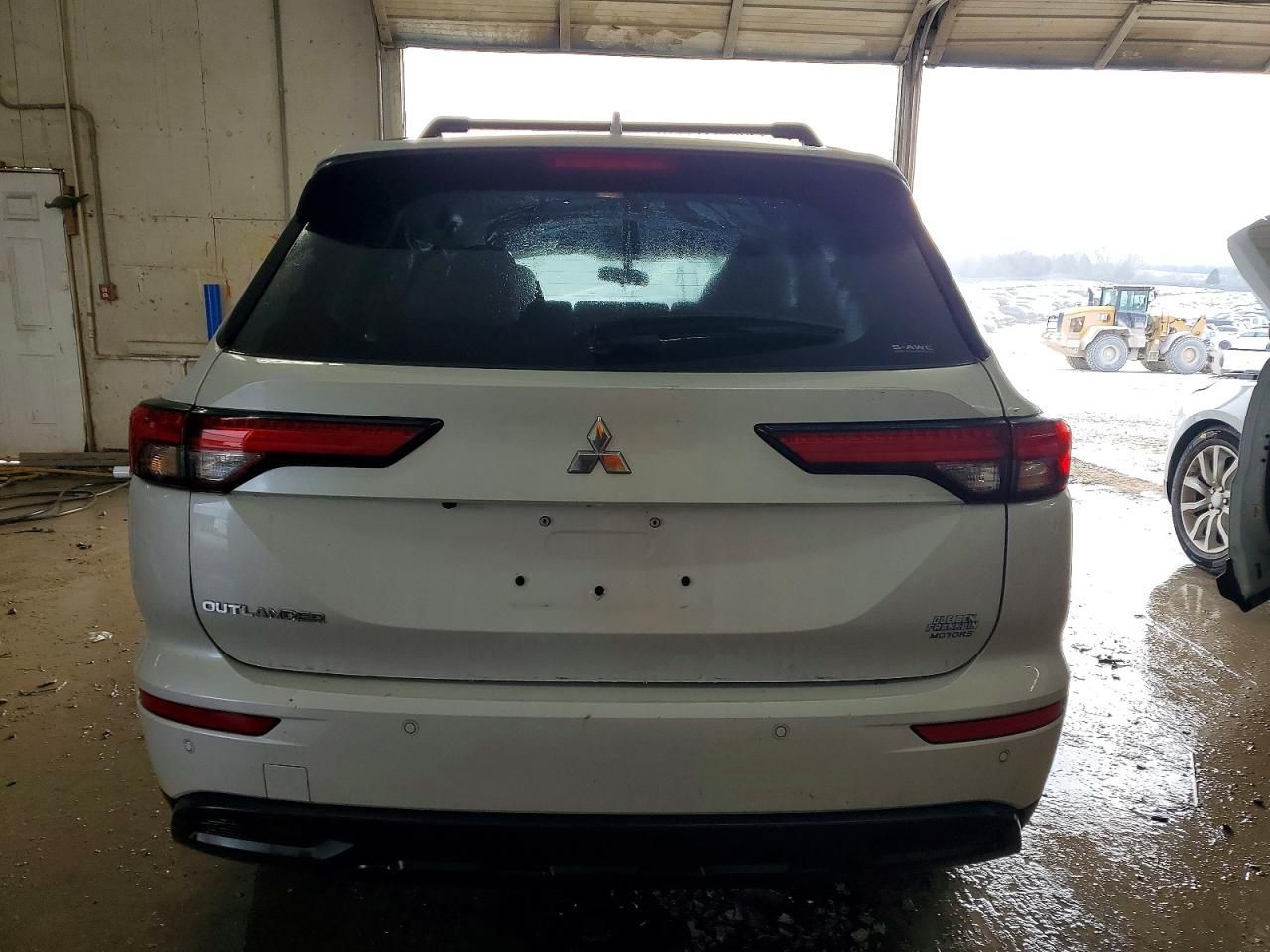 2024 Mitsubishi Outlander es