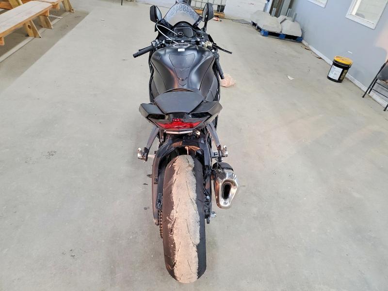2025 Kawasaki NINJAZX10R