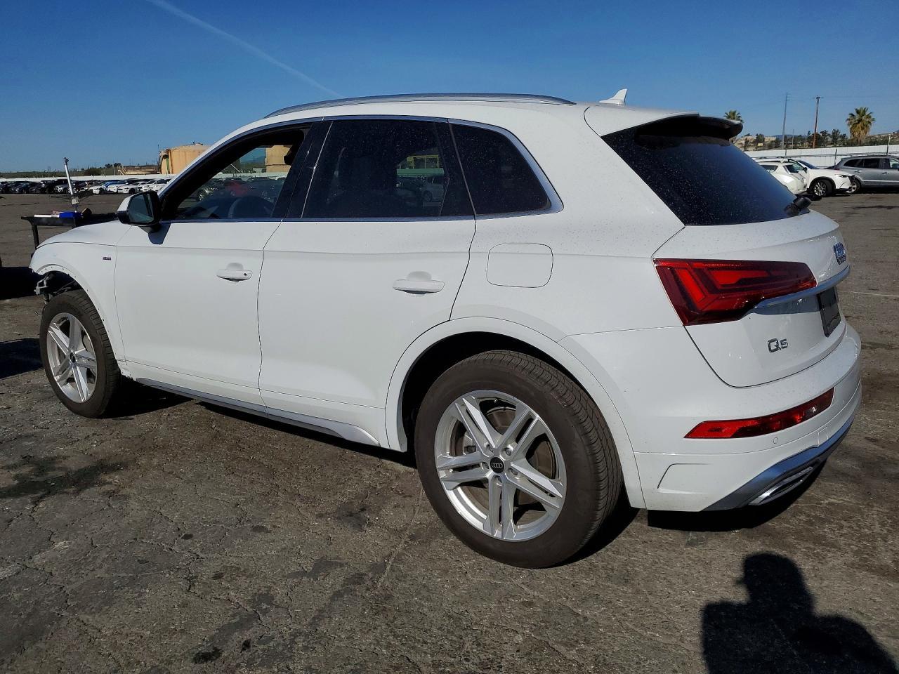 2025 Audi Q5 e Premium 55