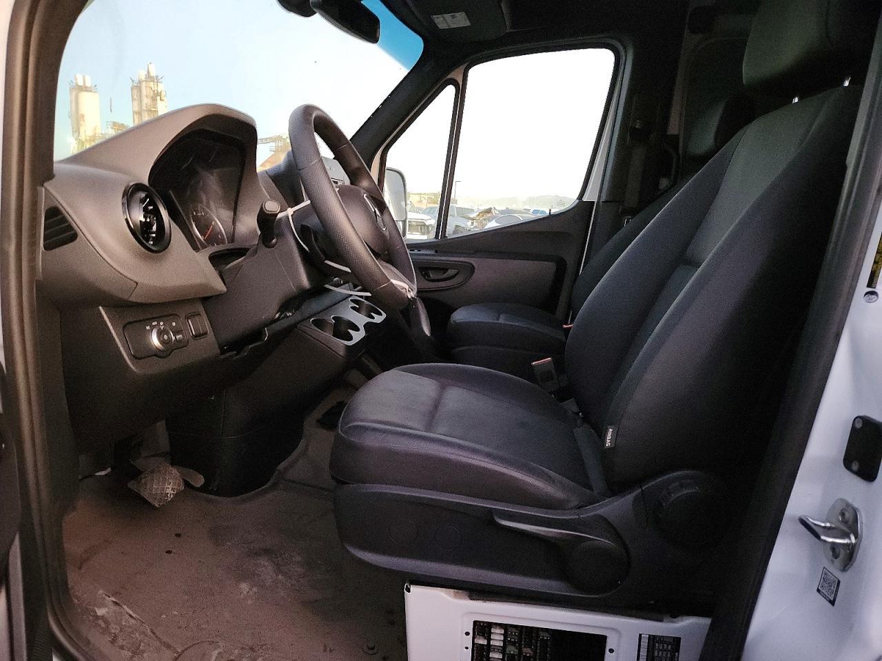 2025 Mercedes-Benz 2025 Mercedes Benz Sprinter 2500 Delivery Van