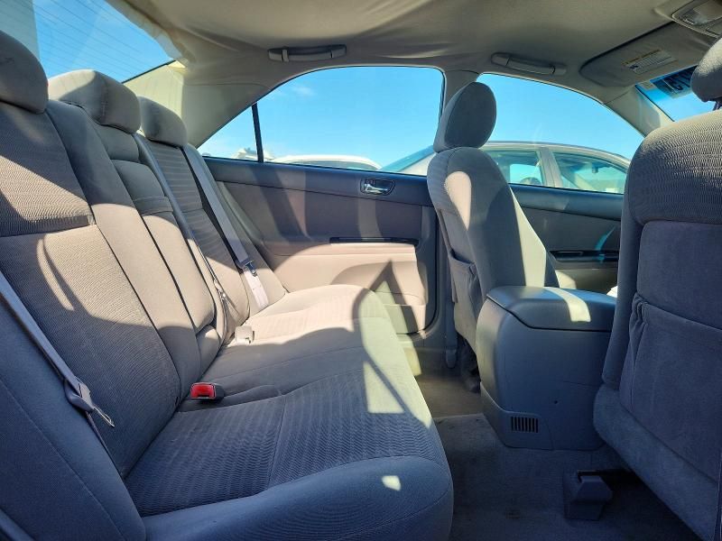 2006 Toyota Camry le