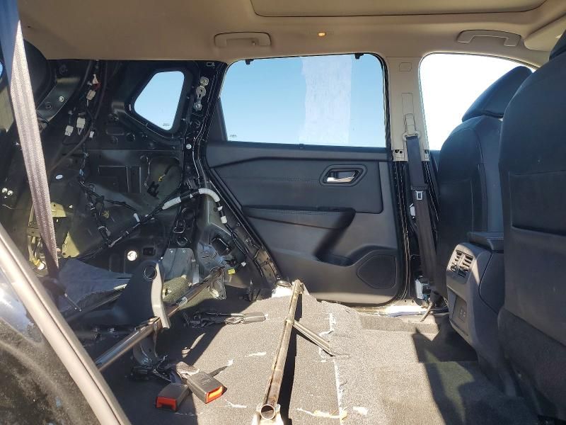 2025 Nissan Rogue sv