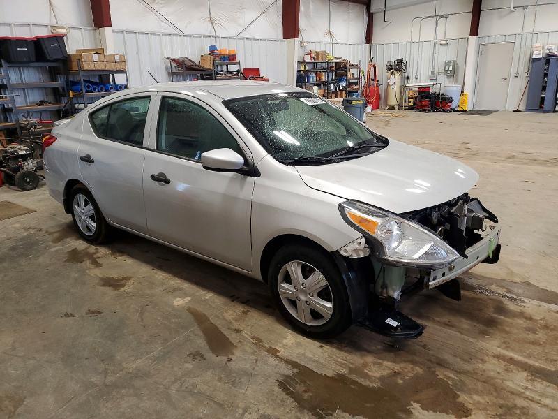 2017 Nissan Versa s