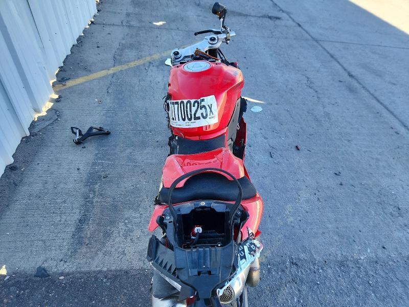 2026 Ducati Panigale V2