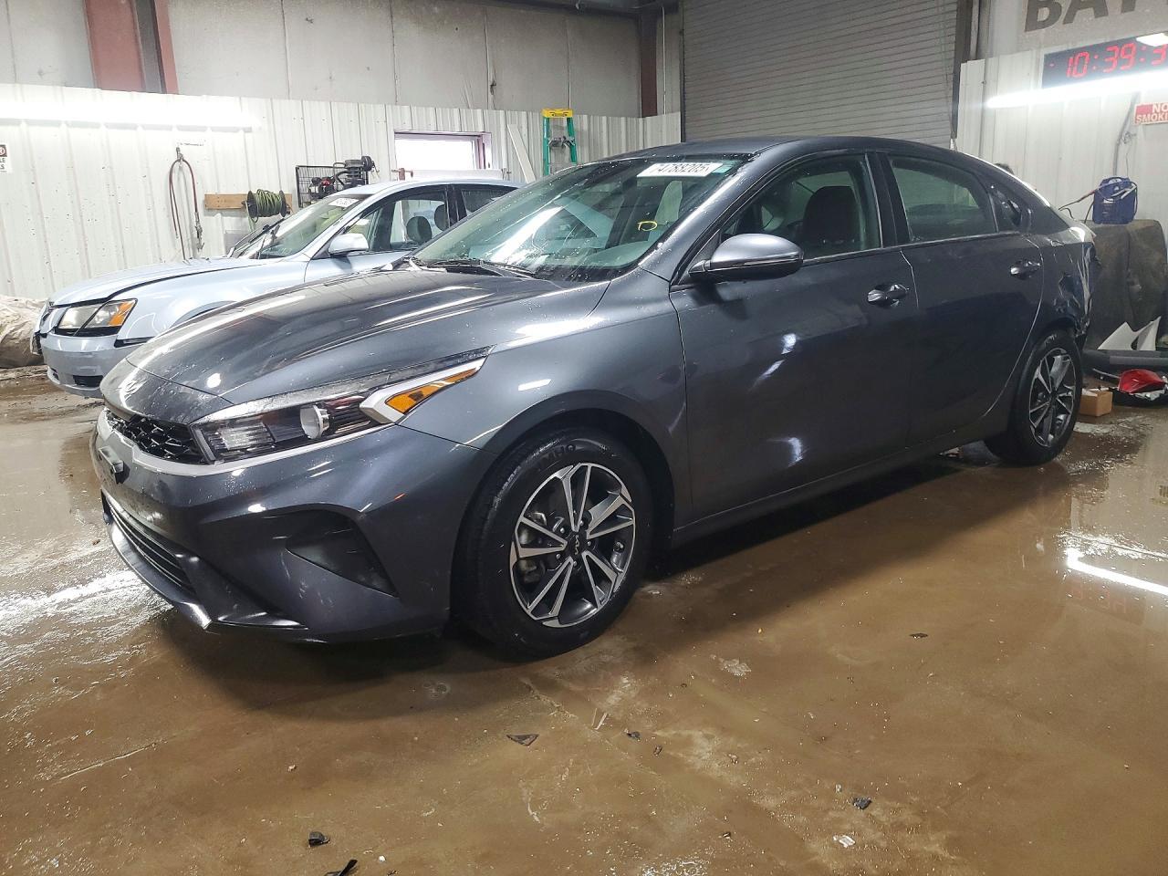 2022 KIA Forte fe