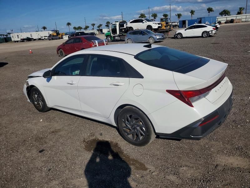 2024 Hyundai Elantra sel