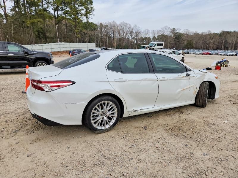 2020 Toyota Camry xle