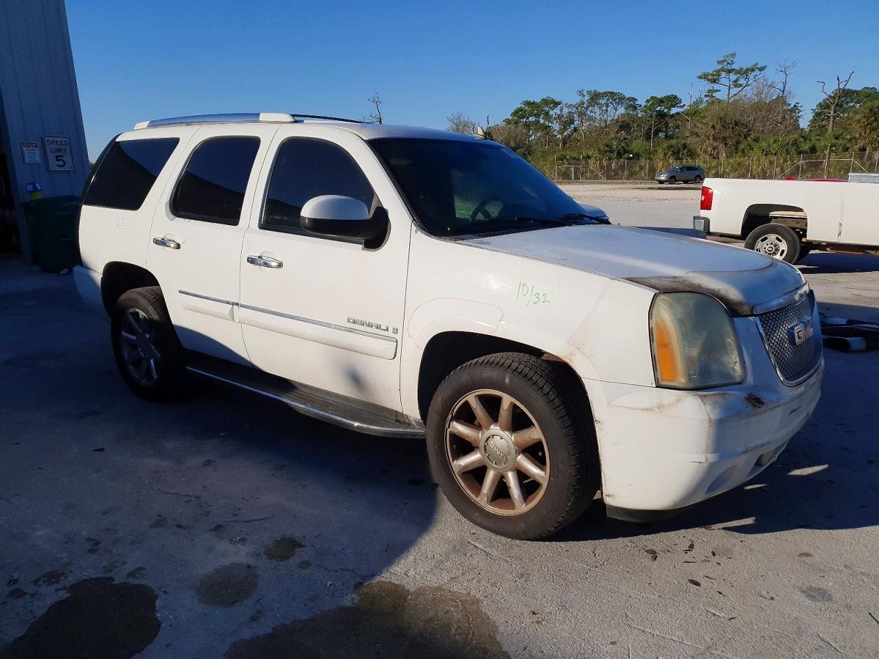 2007 GMC Yukon Denali