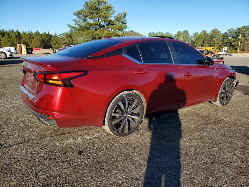 2021 Nissan Altima sr