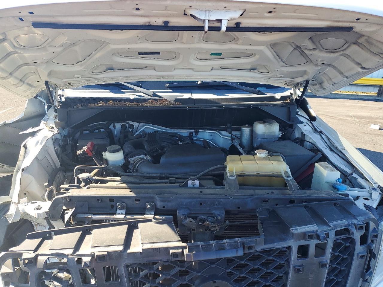 2018 Niss NV Cargo 2500 HD S S
