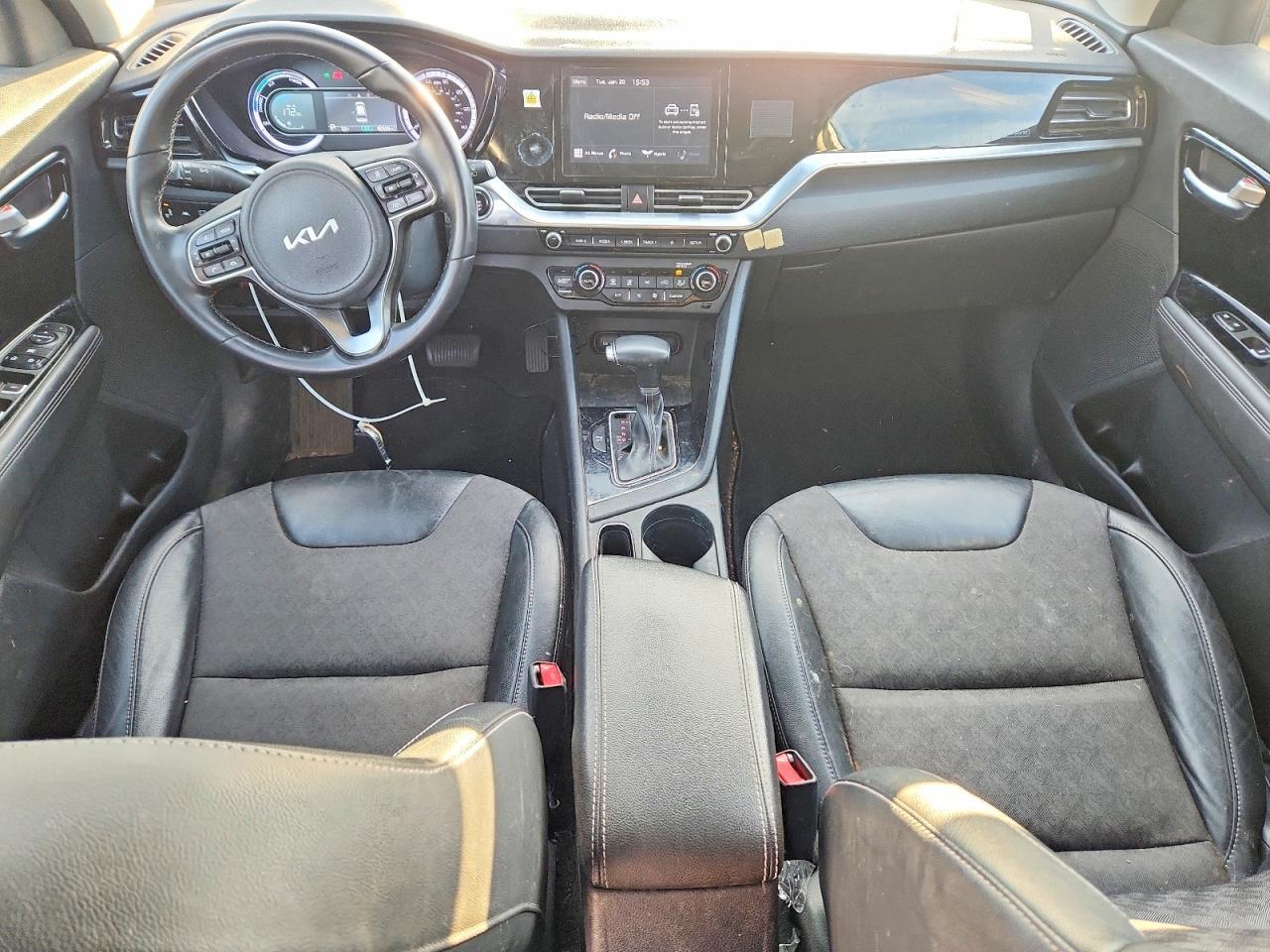 2022 KIA Niro lx