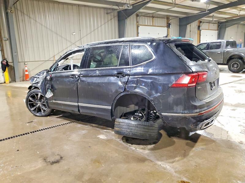 2022 Volkswagen Tiguan sel R-line