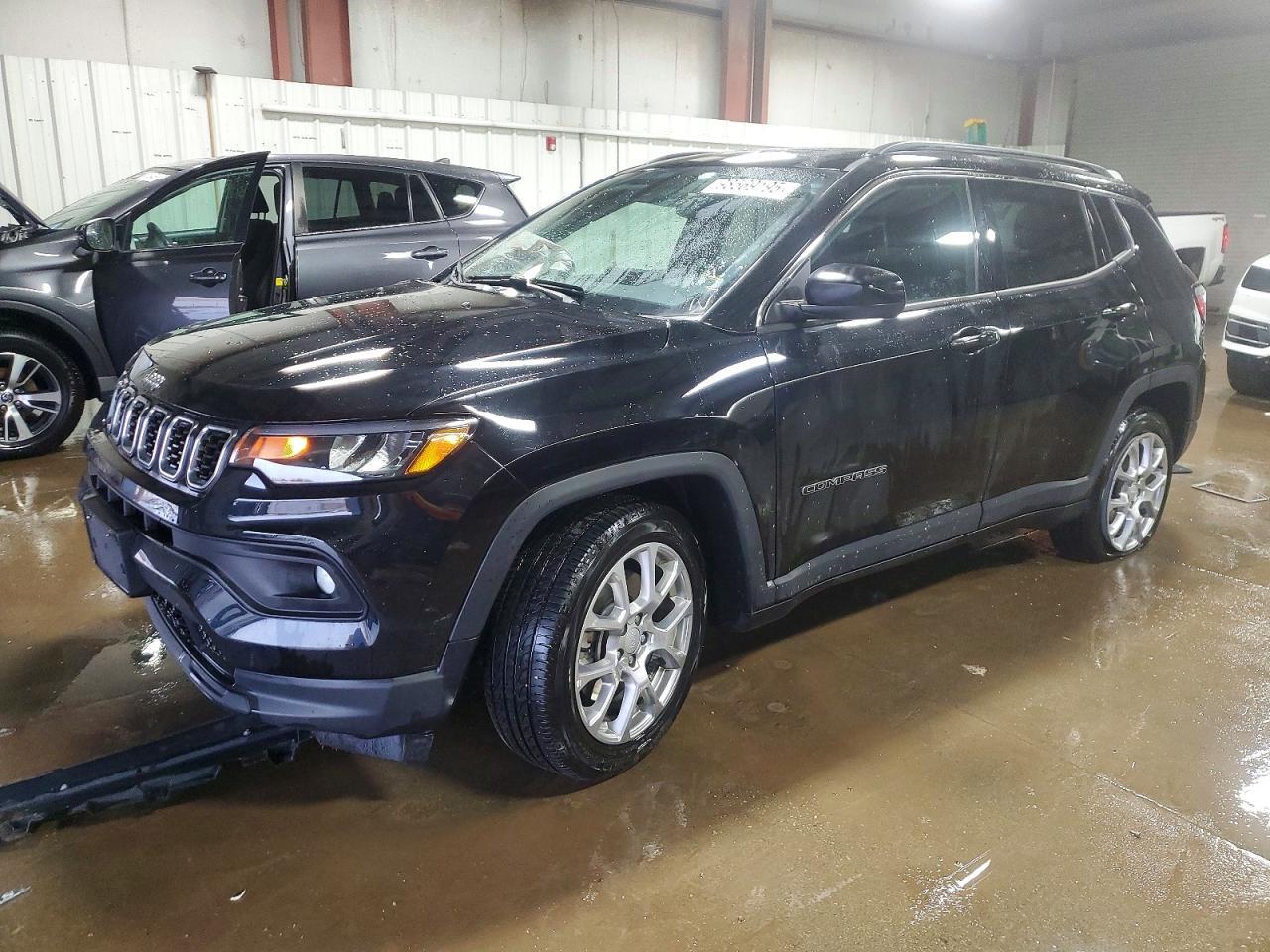 2024 Jeep Compass Latitude lux