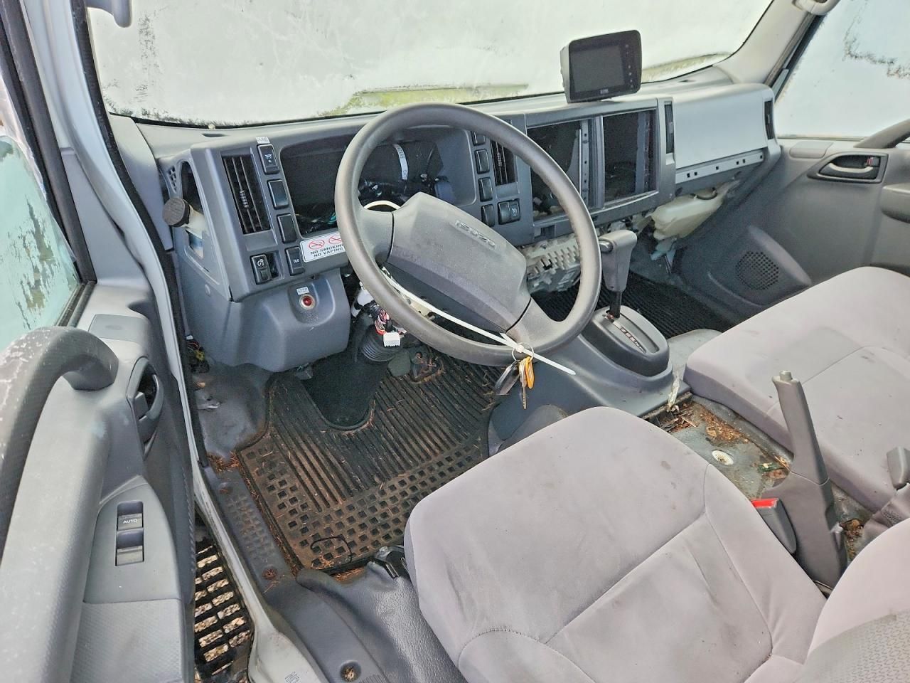 2016 Isuzu NPR Truck Cab AND Chassis