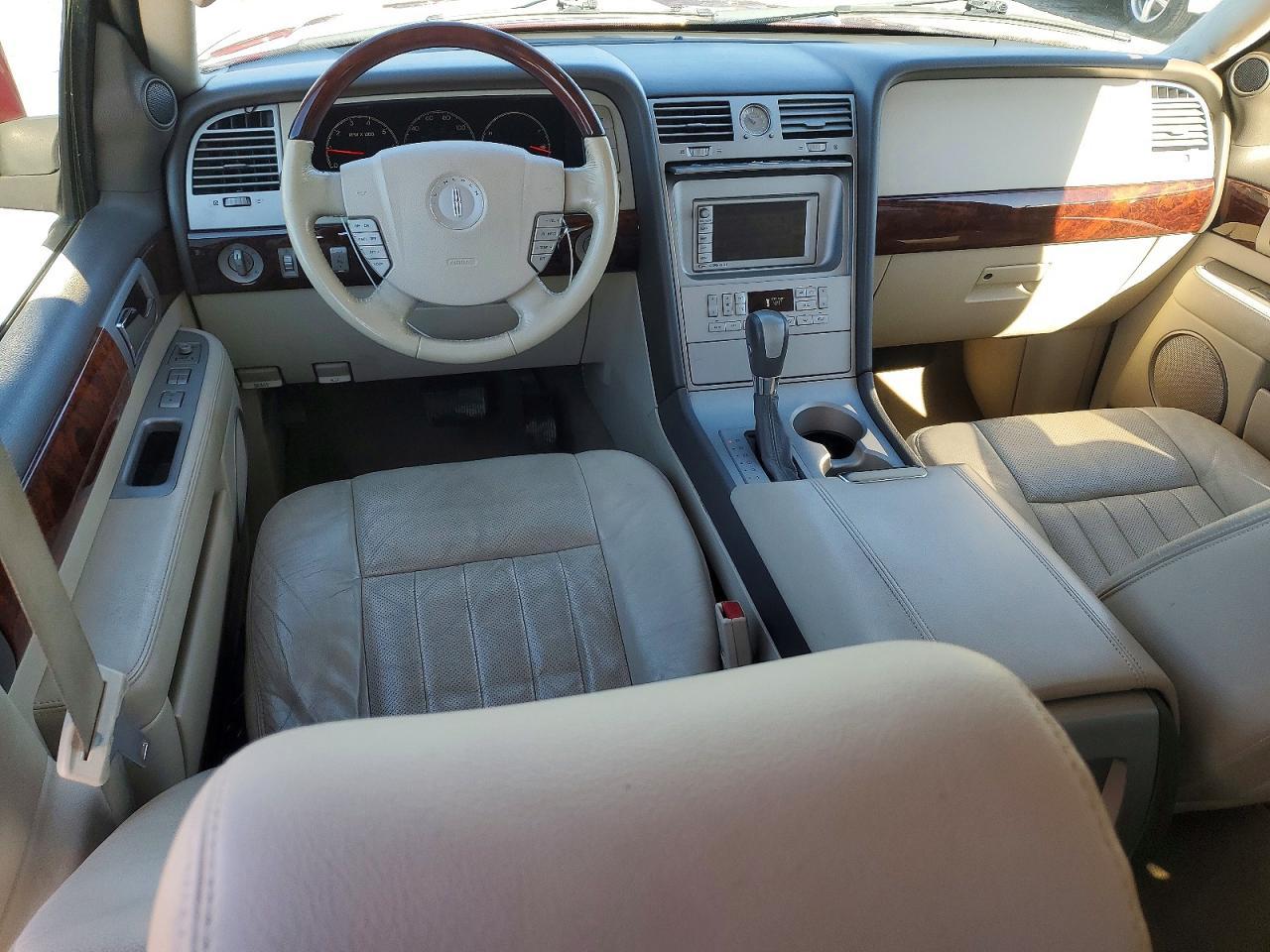 2004 Lincoln Navigator