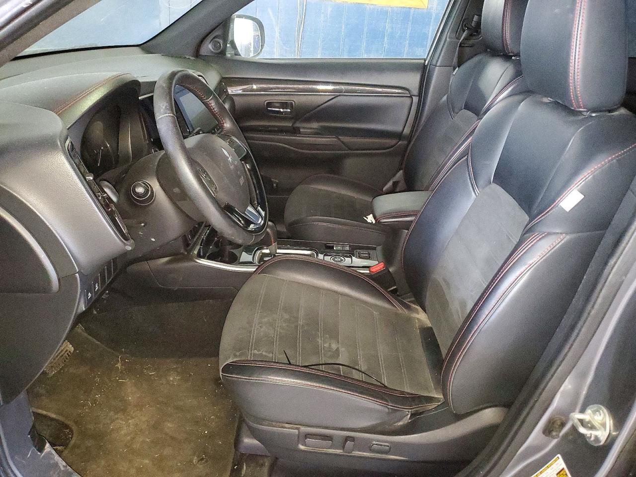 2020 Mitsubishi Outlander se