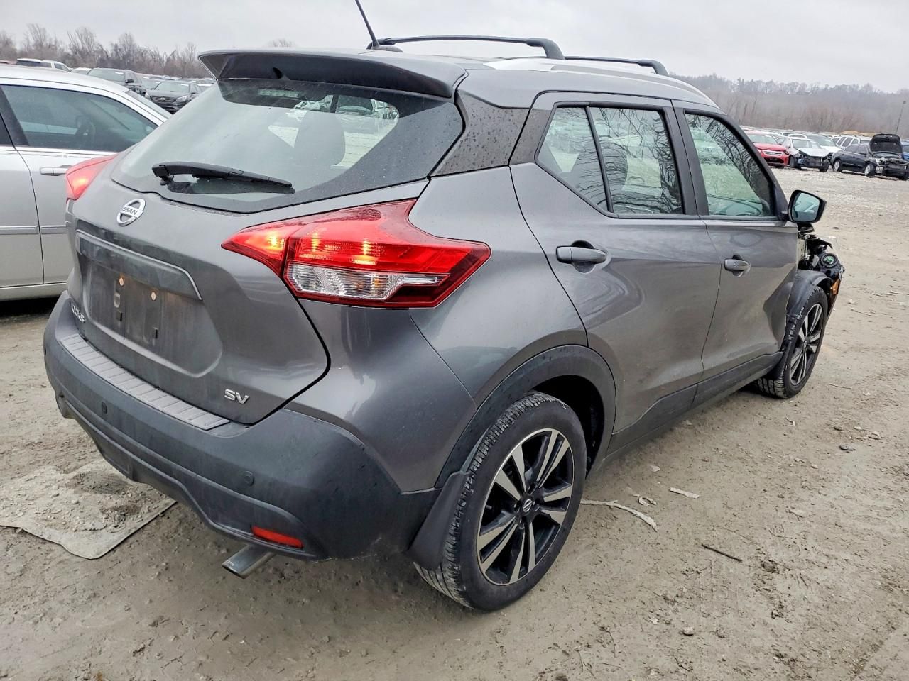 2019 Nissan Kicks s