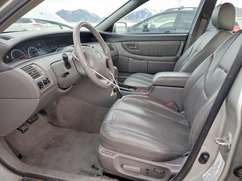 2002 Toyota Avalon xl