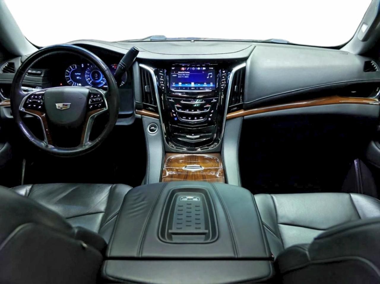 2017 Cadillac Escalade Luxury