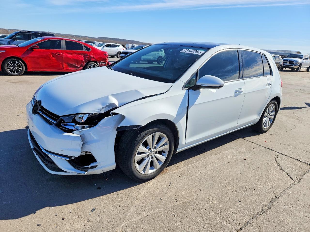 2018 Volkswagen Golf s