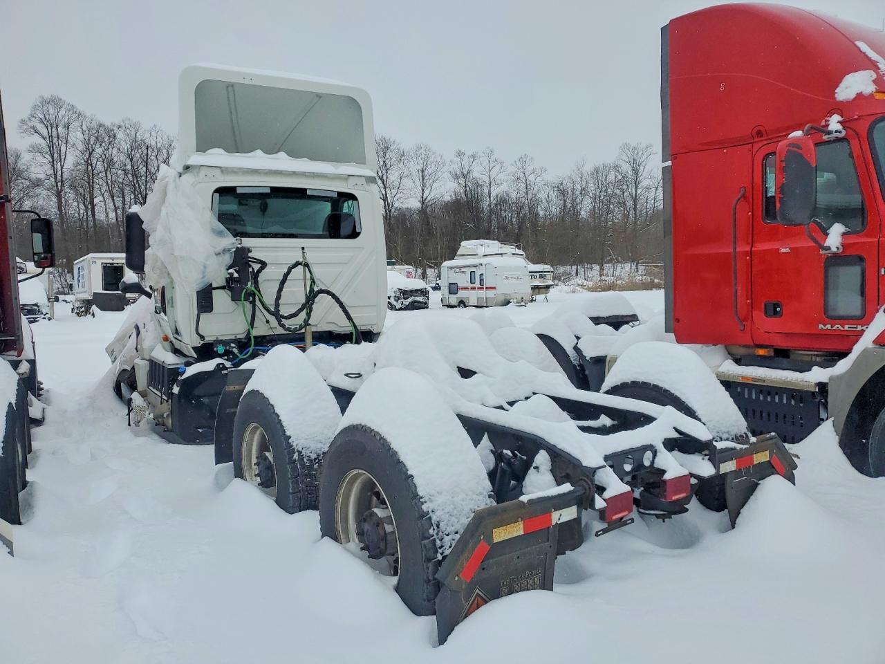2024 International LT62F Semi Truck