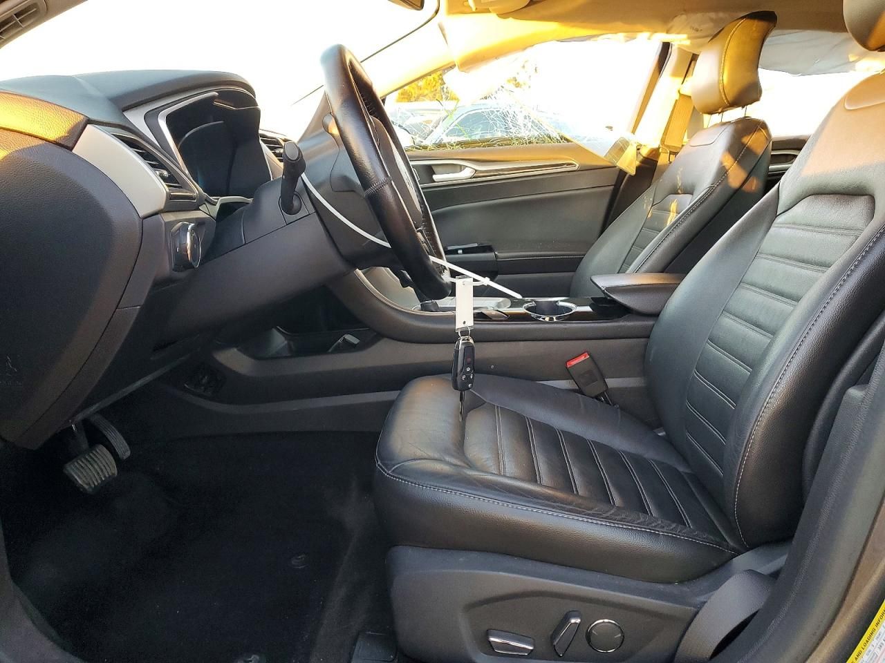 2016 Ford Fusion se Phev