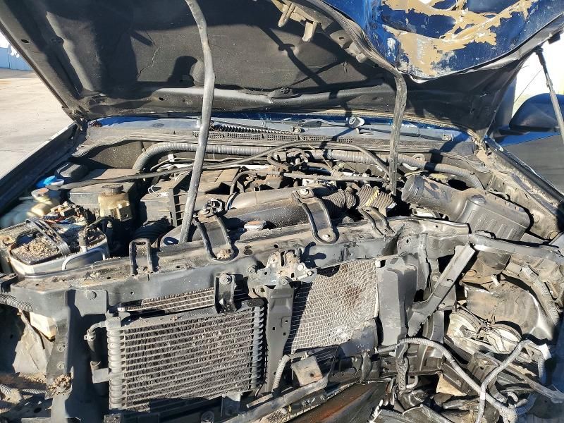 2013 Nissan Frontier s