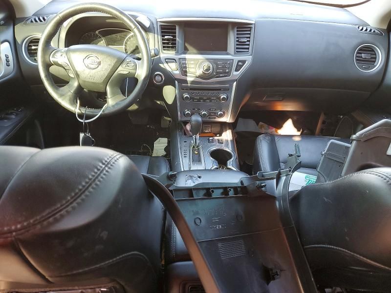 2019 Nissan Pathfinder s