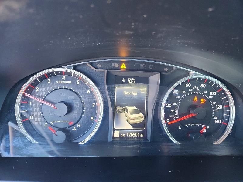 2016 Toyota Camry le